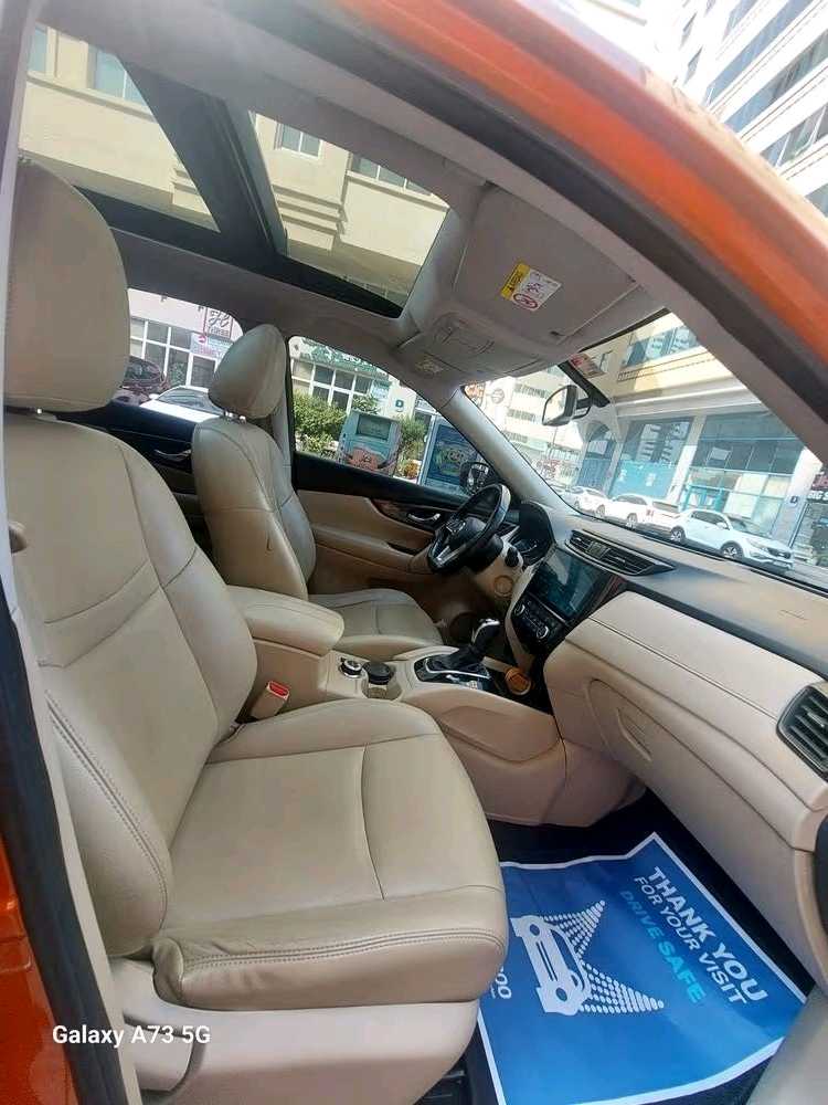 Car Image 2018 NISSAN X-TRAIL 