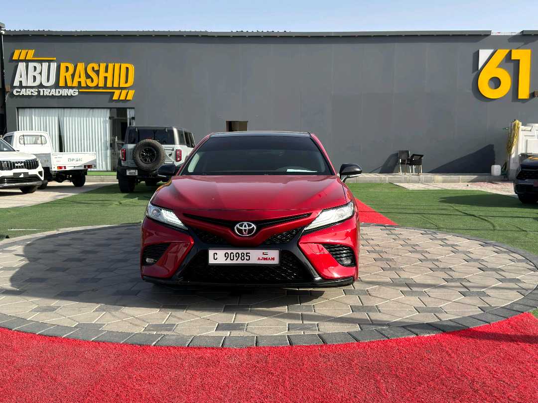 Car Image 2019 TOYOTA CAMRY S