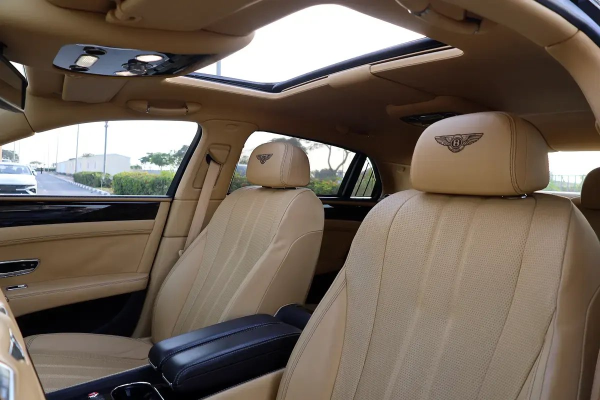 Car Image 2014 BENTLEY FLYING SPUR 