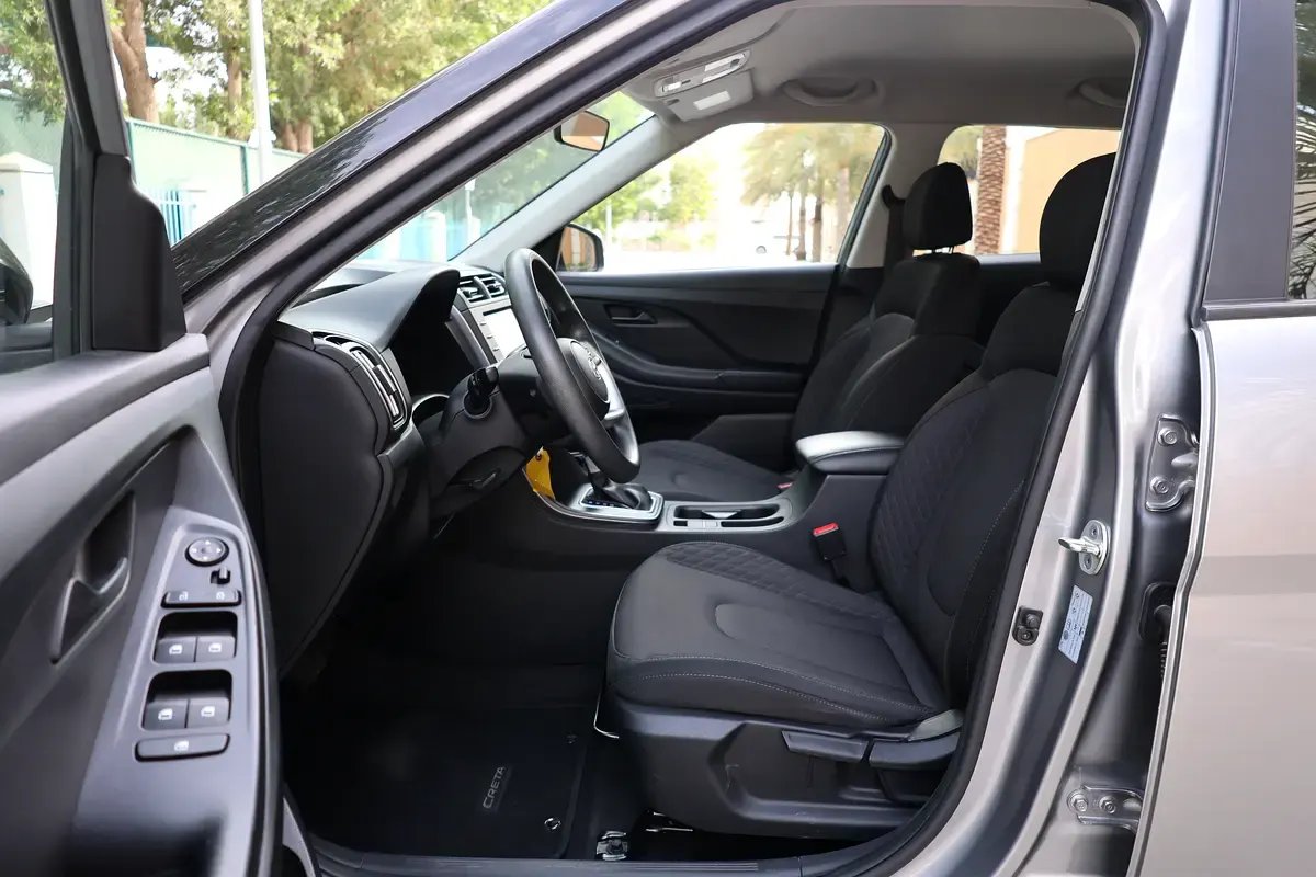 Car Image 2023 HYUNDAI CRETA 