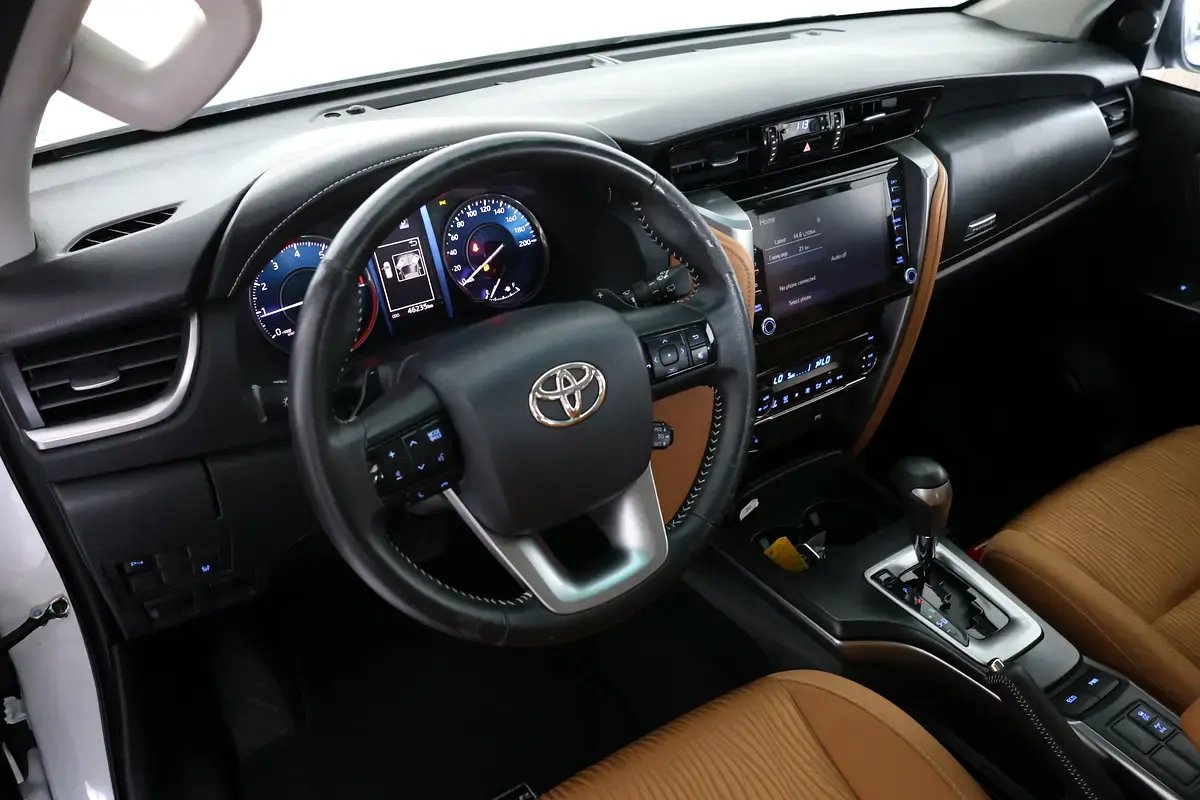 Car Image 2023 TOYOTA FORTUNER 