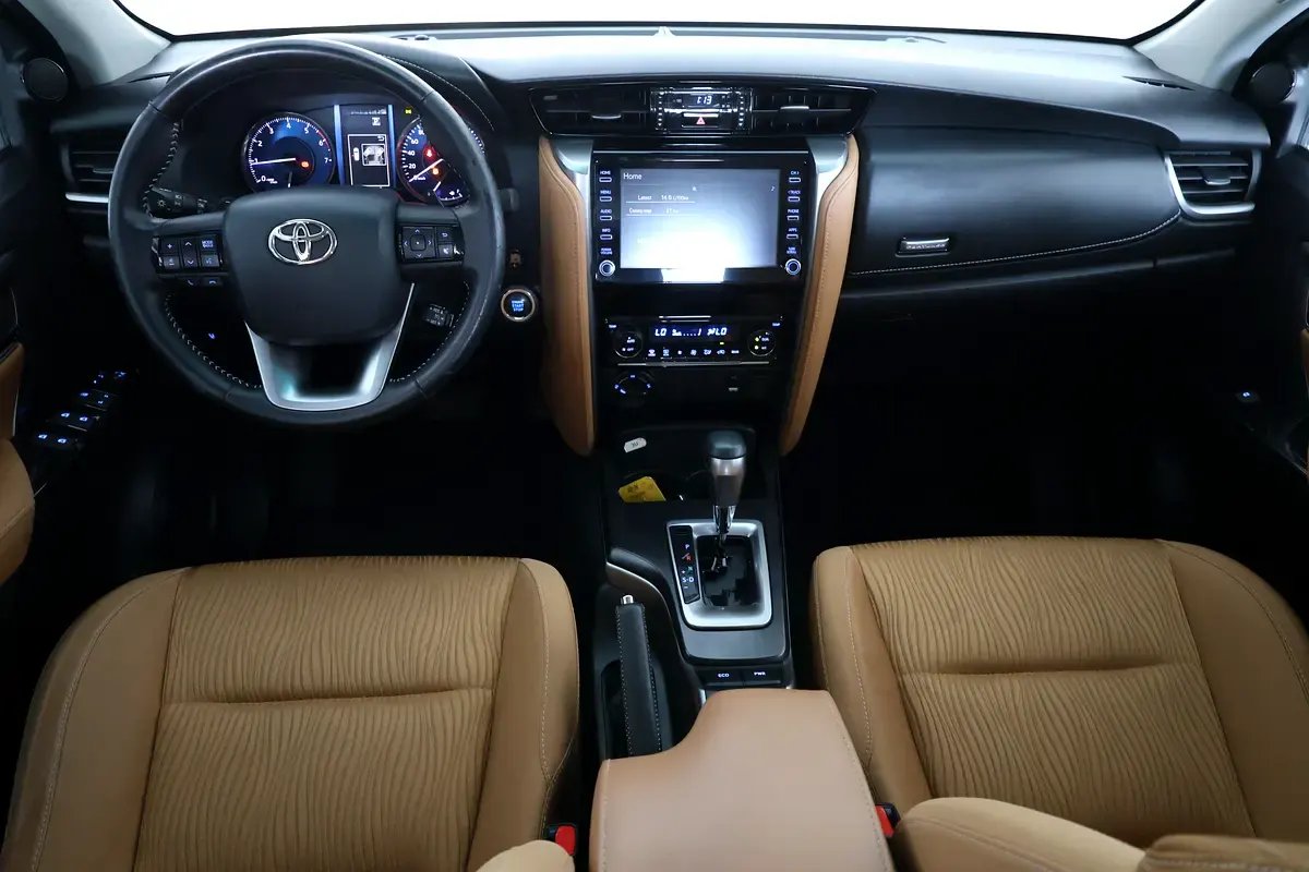 Car Image 2023 TOYOTA FORTUNER 