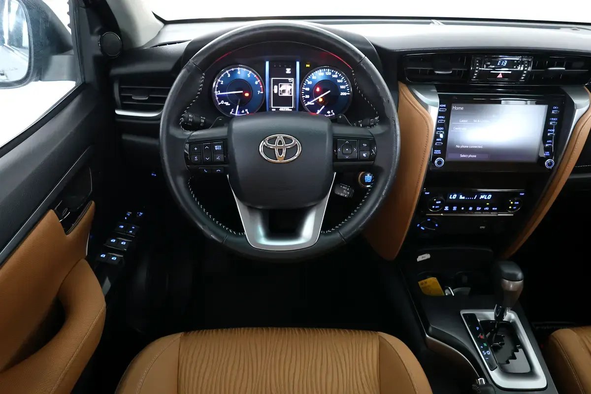 Car Image 2023 TOYOTA FORTUNER 