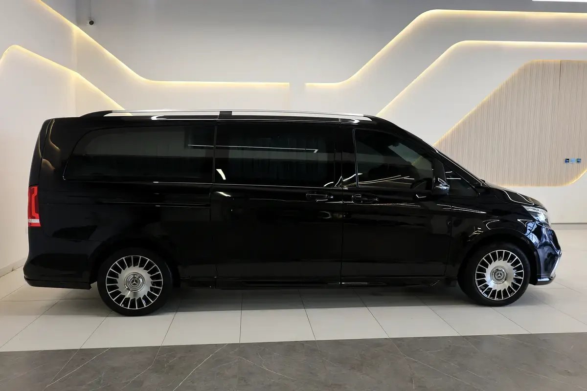 Car Image 2022 MERCEDES V  CLASS 
