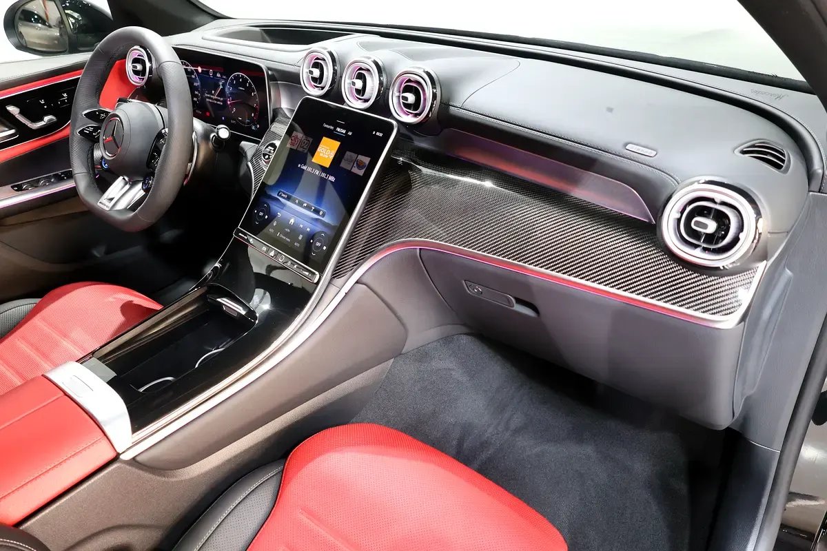 Car Image 2025 MERCEDES GLC CLASS 