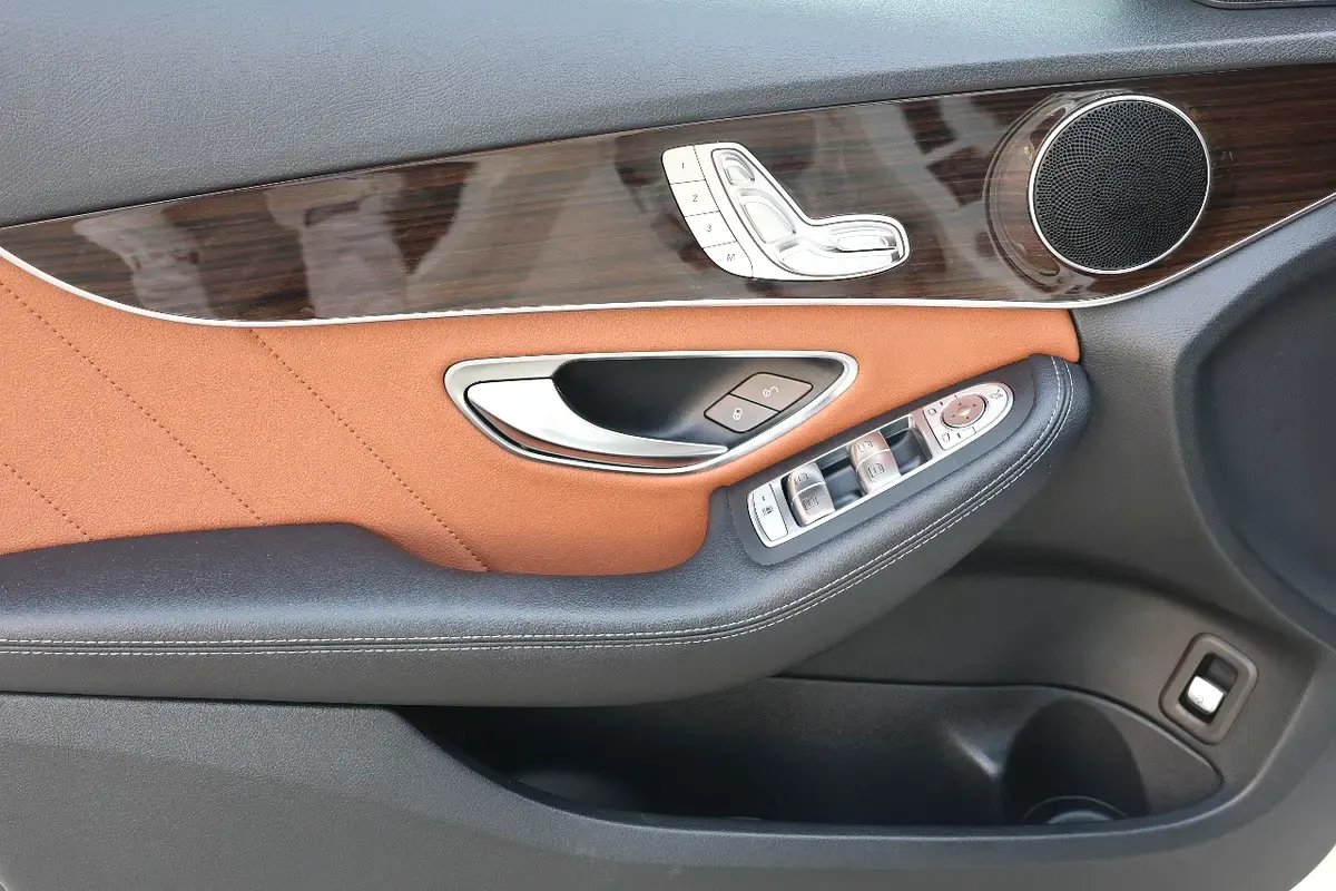 Car Image 2019 MERCEDES C Class 
