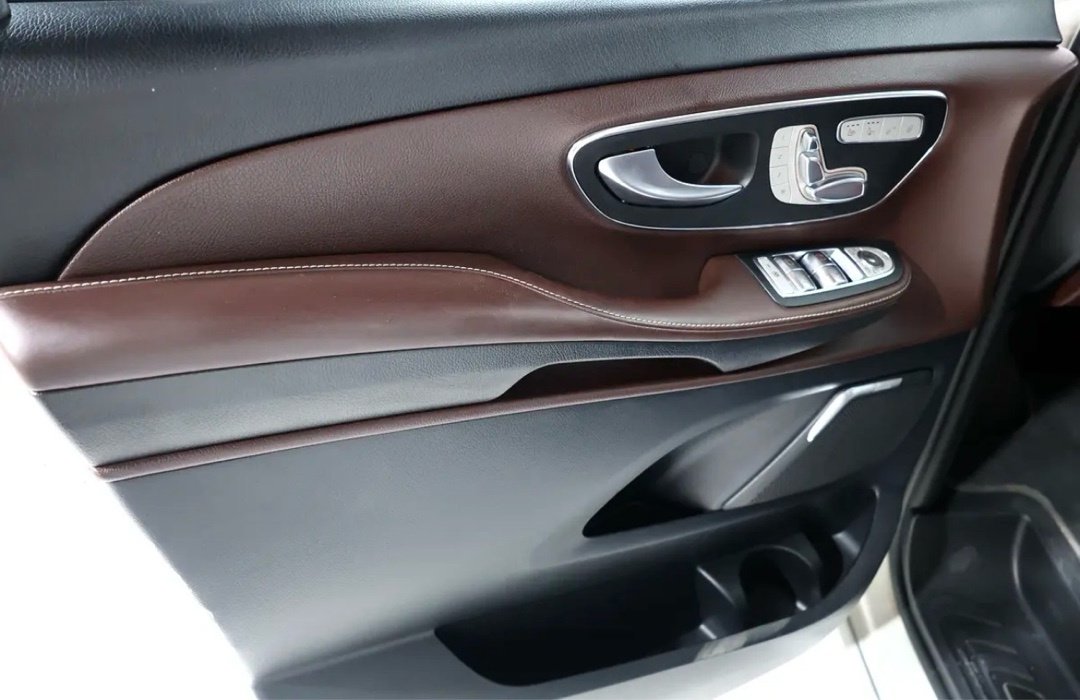 Car Image 2018 MERCEDES V  CLASS 