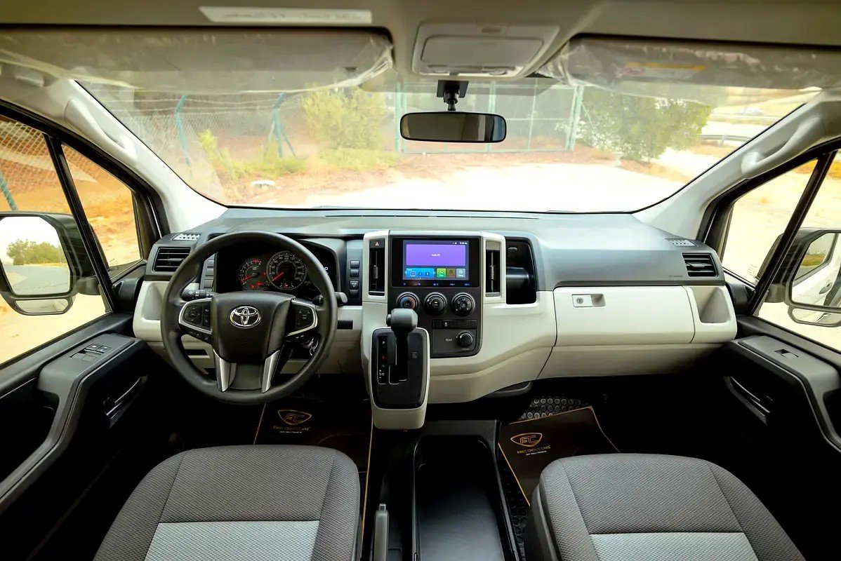Car Image 2026 TOYOTA Hiace 