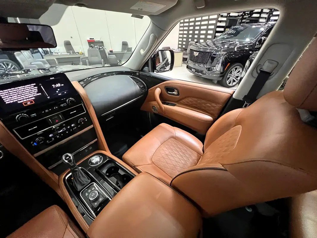 Car Image 2024 INFINITI QX80 