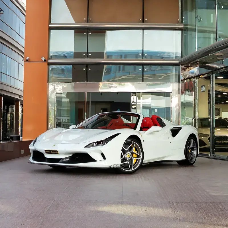 FERRARI F8 2021