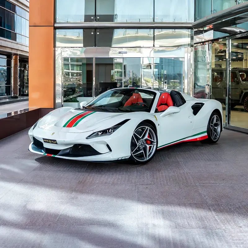FERRARI F8 2023