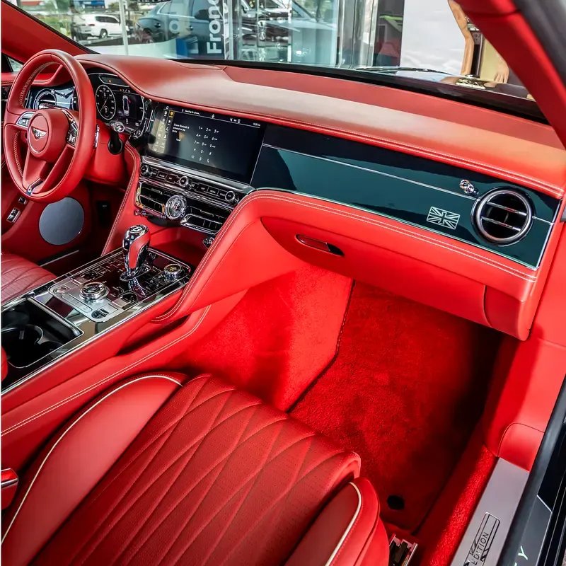 Car Image 2020 BENTLEY FLYING SPUR 