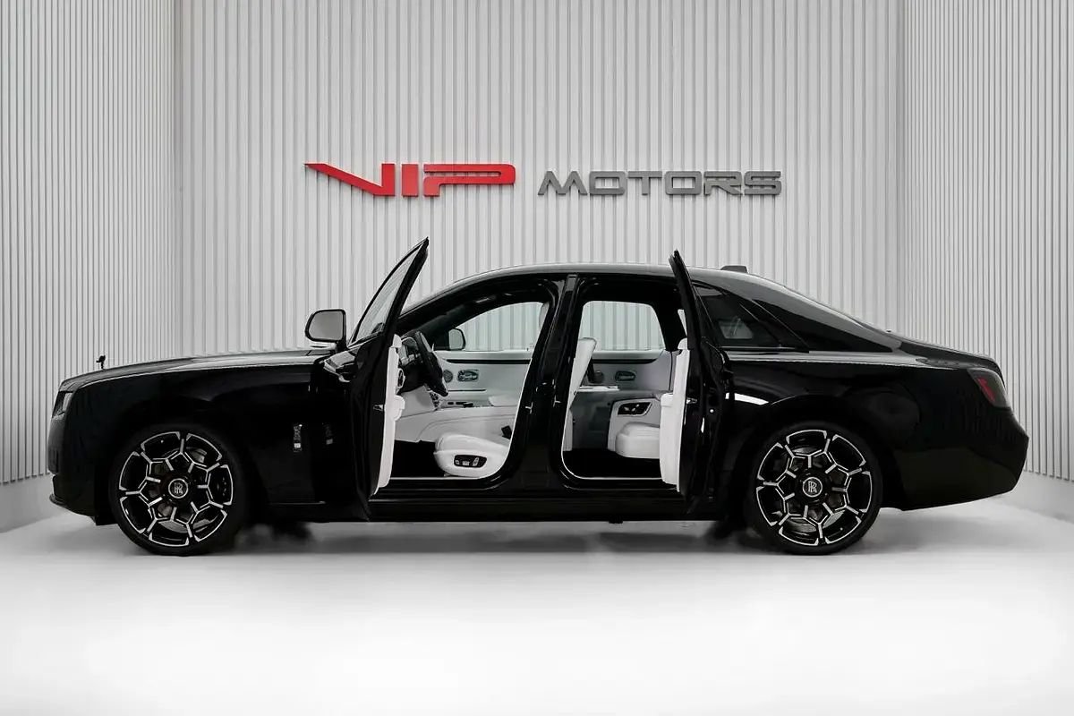 Car Image 2026 ROLLS ROYCE GHOST 