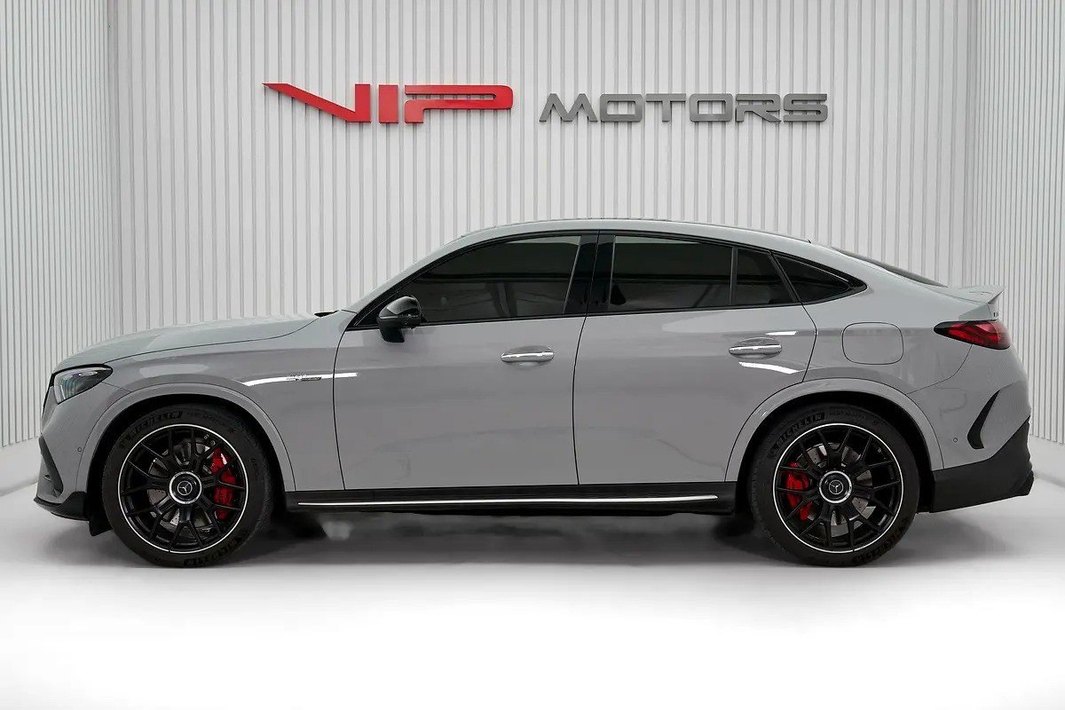 Car Image 2025 MERCEDES GLC CLASS 