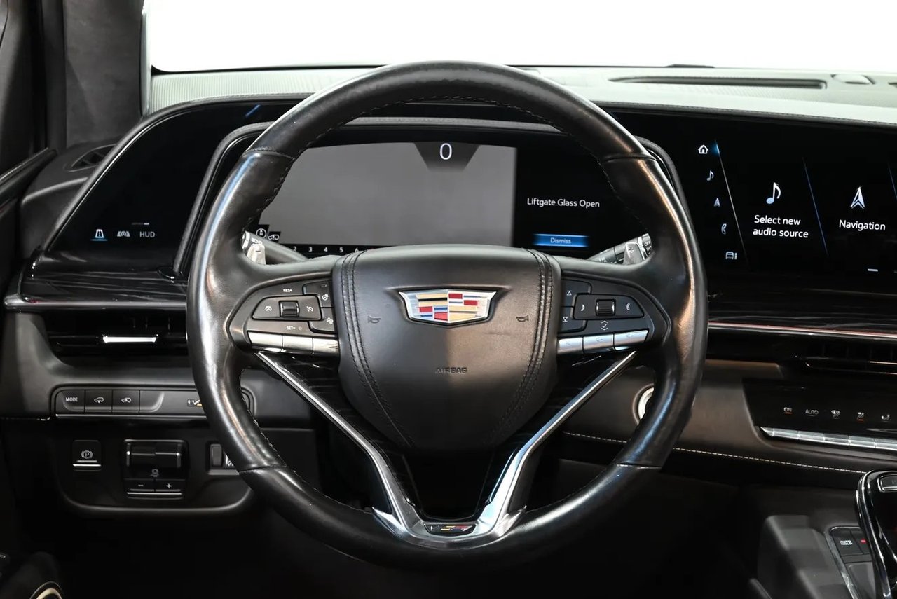 Car Image 2023 CADILLAC ESCALADE 