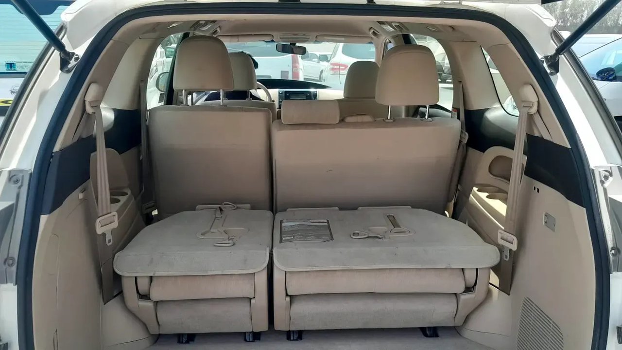 Car Image 2019 TOYOTA PREVIA 
