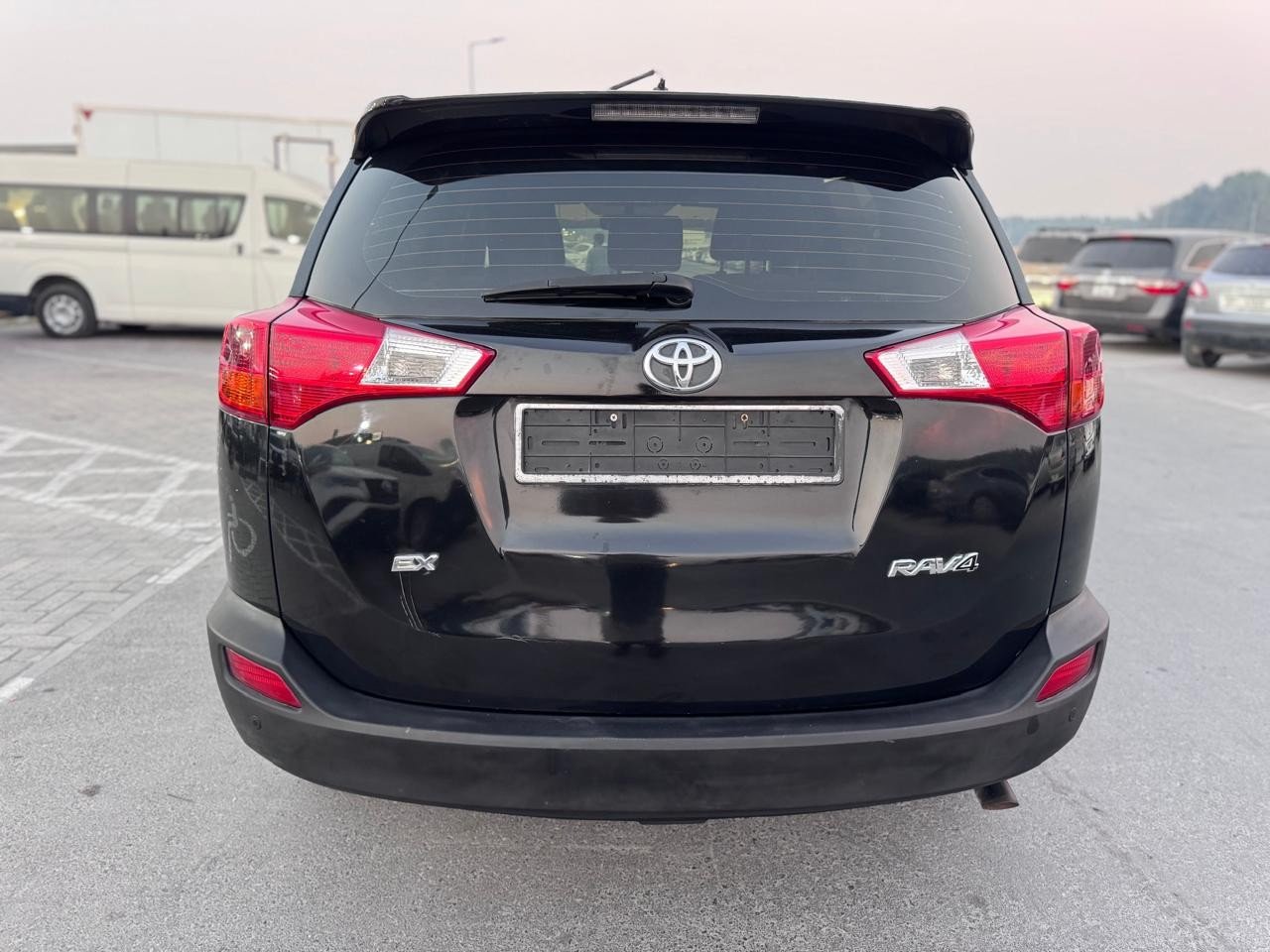 Car Image 2015 TOYOTA RAV4 