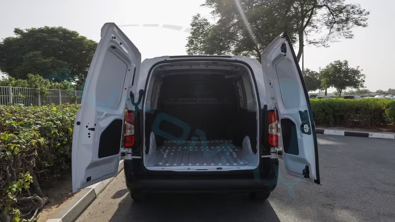 Car Image 2026 CITROEN BERLINGO 