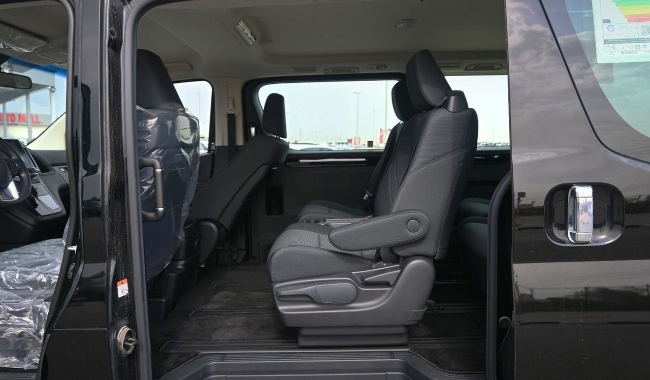 Car Image 2026 TOYOTA Granvia 