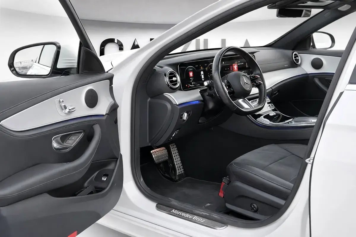 Car Image 2023 MERCEDES E Class 