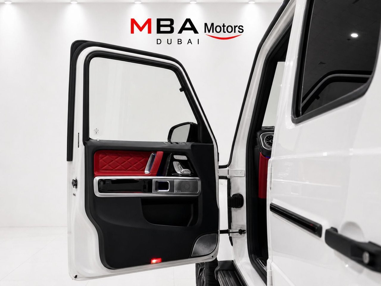 Car Image 2019 MERCEDES G CLASS 
