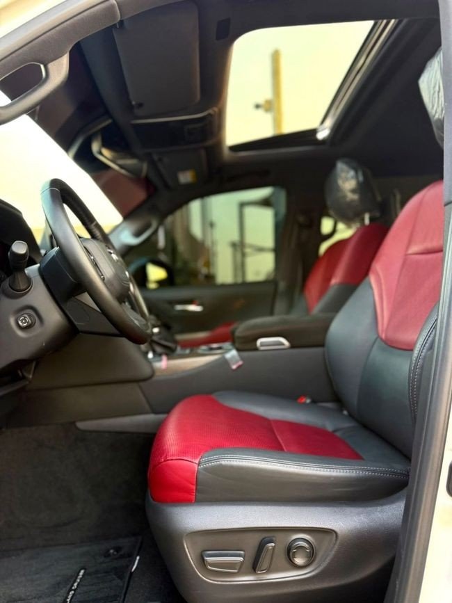 Car Image 2023 TOYOTA LAND CRUISER 