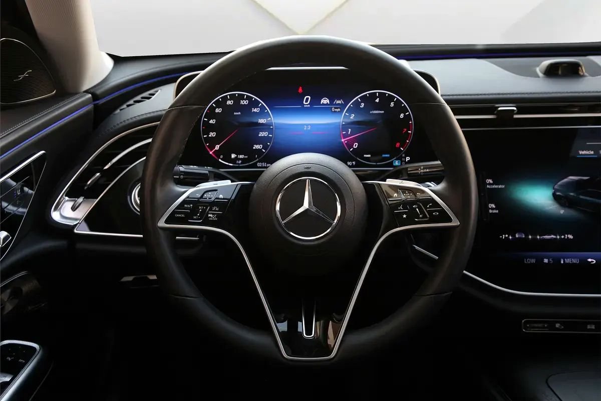 Car Image 2024 MERCEDES E Class 
