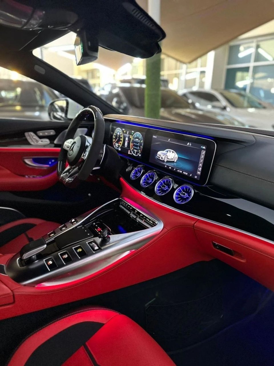Car Image 2019 MERCEDES GT 