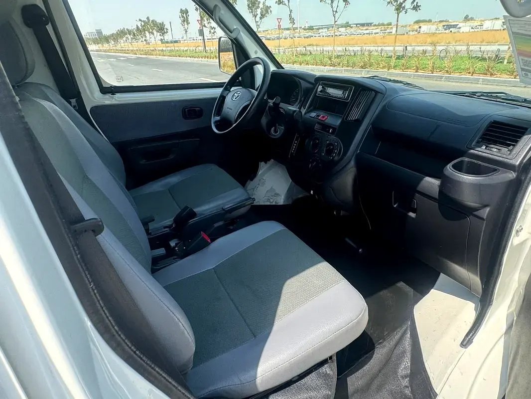 Car Image 2024 TOYOTA Lite Ace 