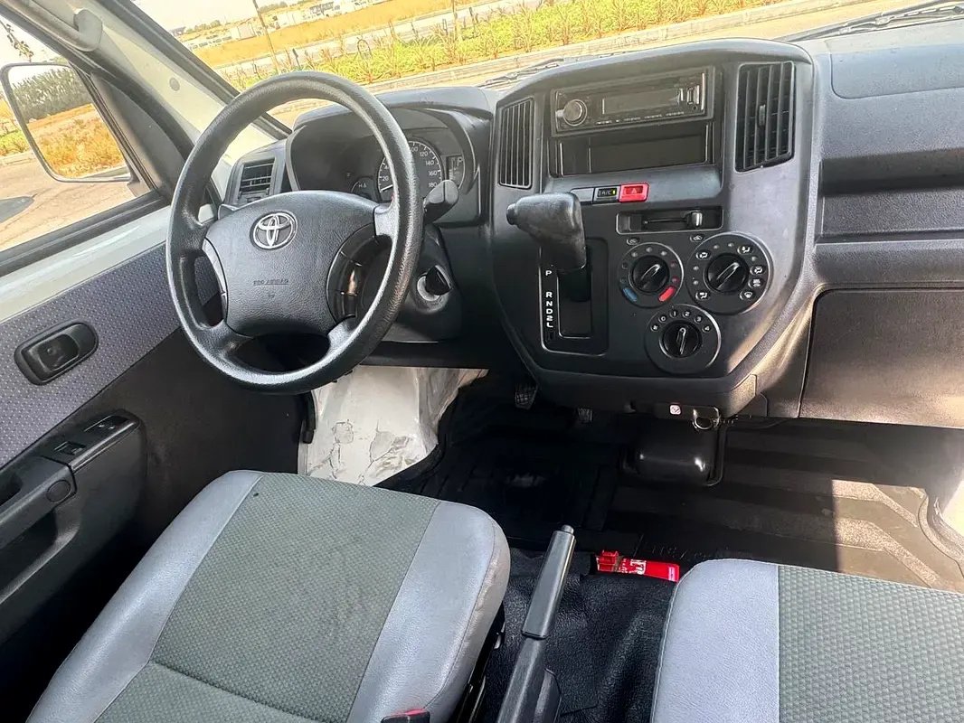 Car Image 2024 TOYOTA Lite Ace 