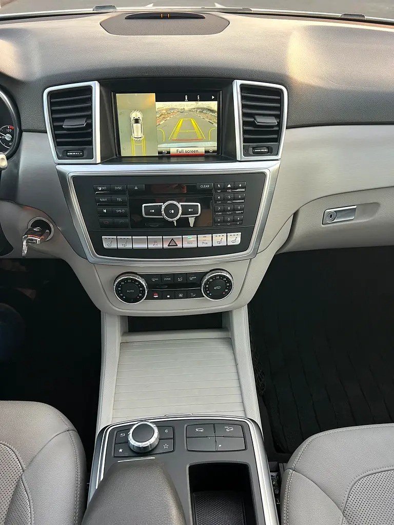 Car Image 2015 MERCEDES M CLASS 