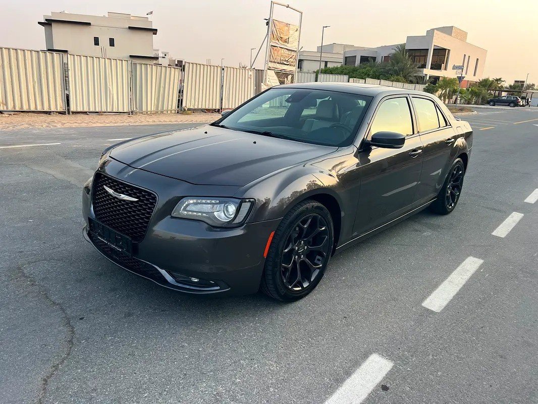 CHRYSLER 300 2020