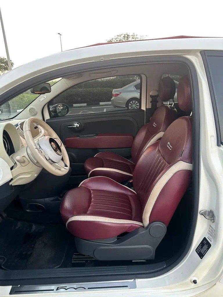 Car Image 2018 FIAT 500 
