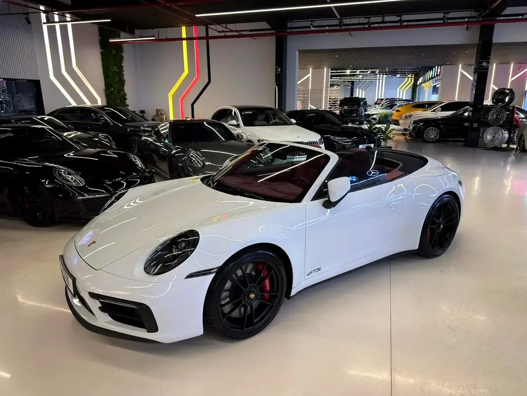 بورش 911  2023
