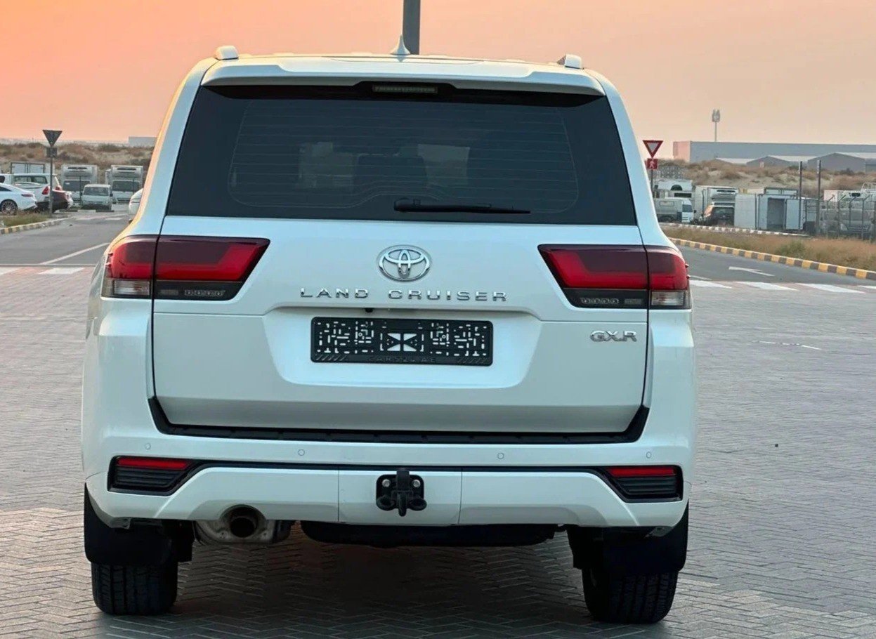 Car Image 2024 TOYOTA LAND CRUISER 