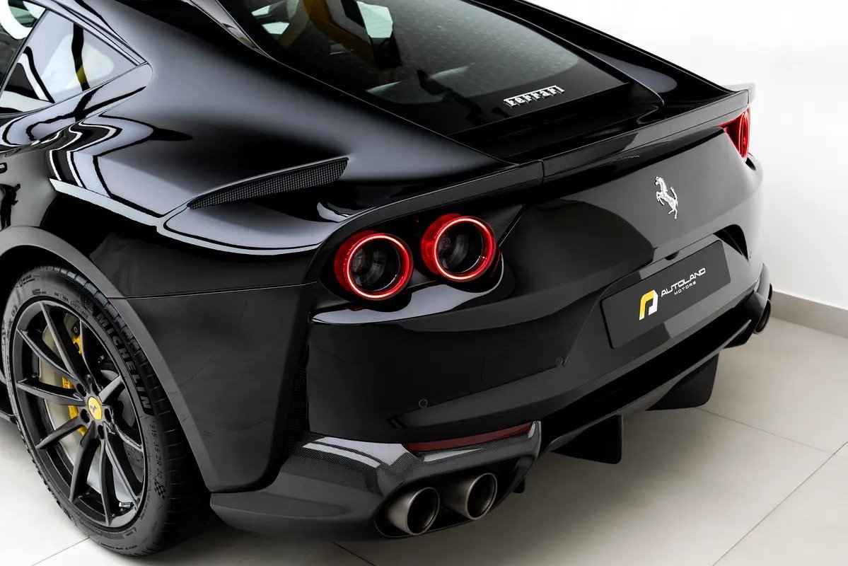 Car Image 2019 FERRARI 812 
