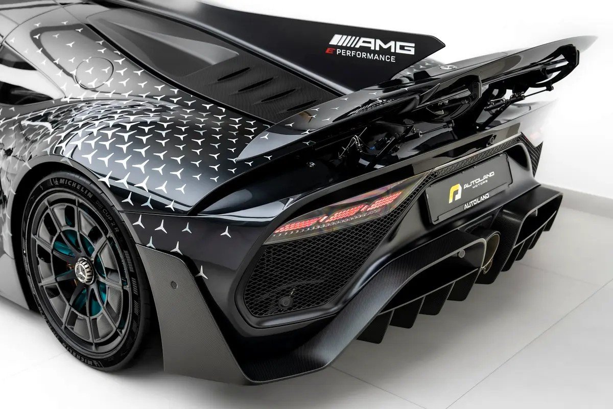 Car Image 2023 MERCEDES AMG ONE 