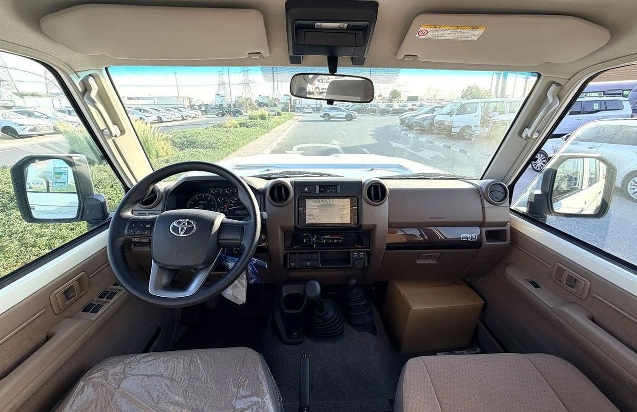 Car Image 2025 TOYOTA LAND CRUISER 