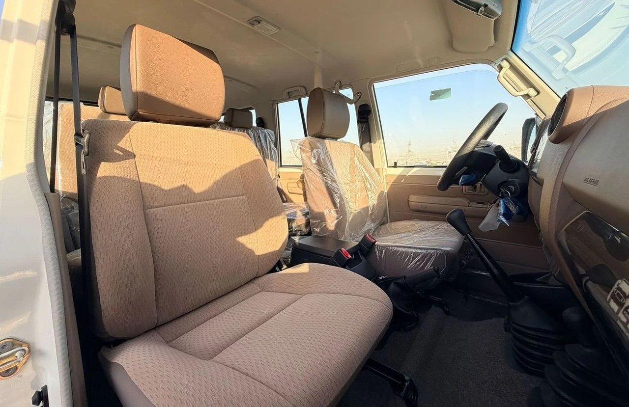 Car Image 2025 TOYOTA LAND CRUISER 