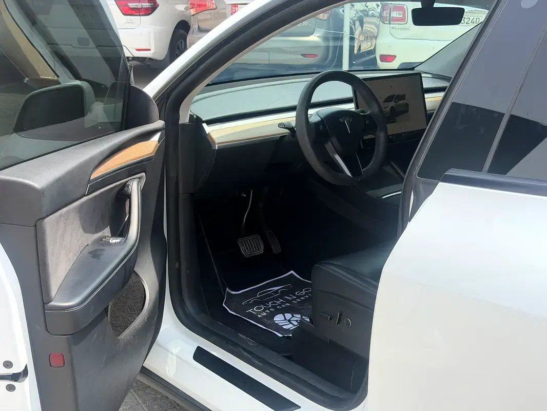 Car Image 2022 TESLA Model Y 