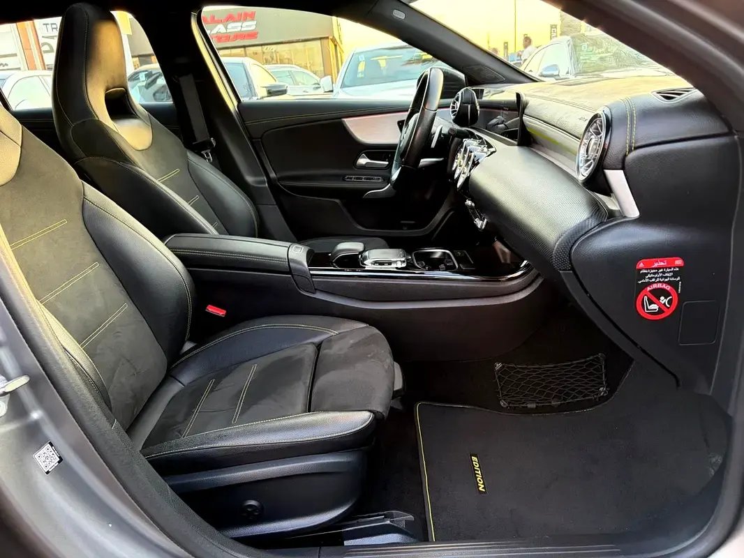 Car Image 2019 MERCEDES A CLASS 