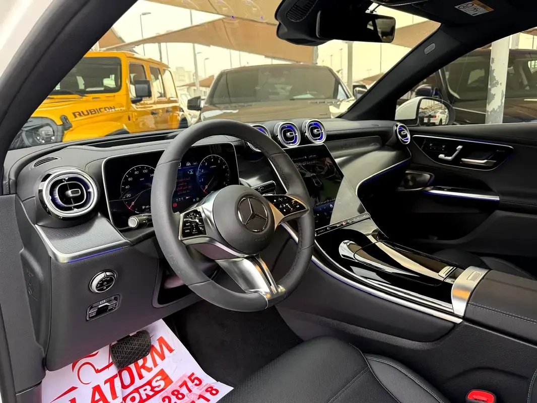 Car Image 2025 MERCEDES GLC CLASS 