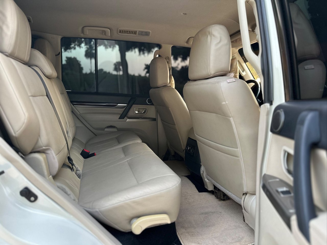 Car Image 2020 MITSUBISHI PAJERO 
