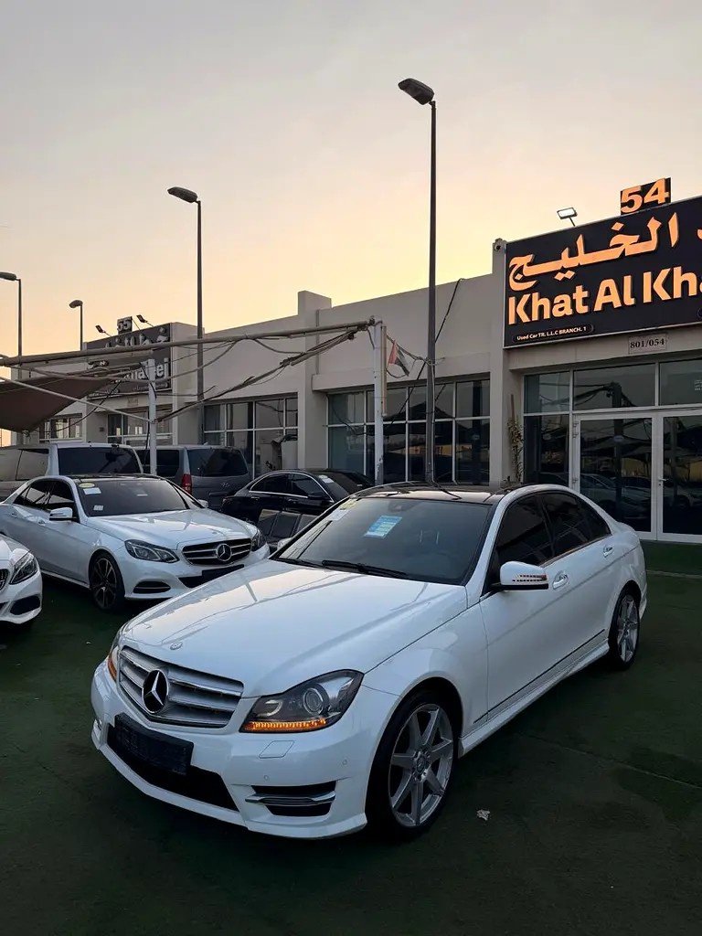 Car Image 2013 MERCEDES C Class 