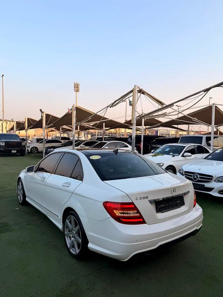 Car Image 2013 MERCEDES C Class 