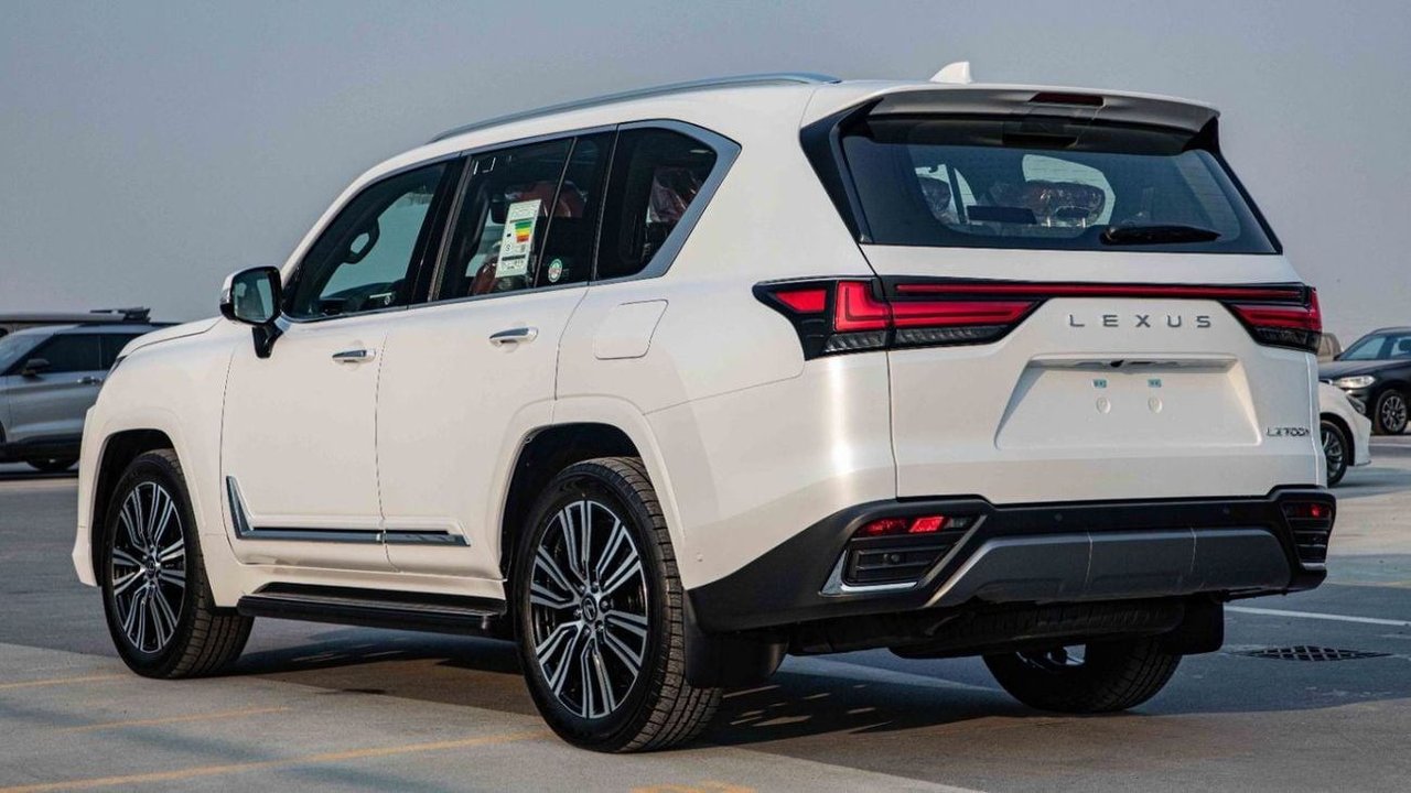 Car Image 2026 LEXUS LX 