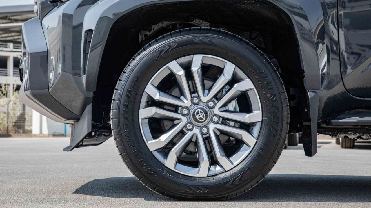 Car Image 2026 TOYOTA 4RUNNER 