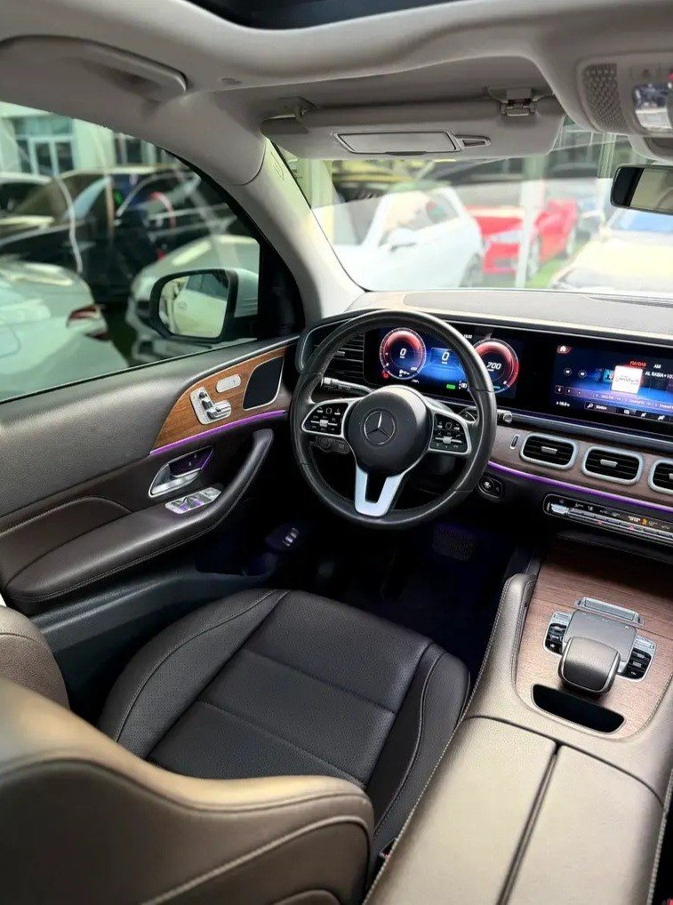 Car Image 2020 MERCEDES GLE CLASS 