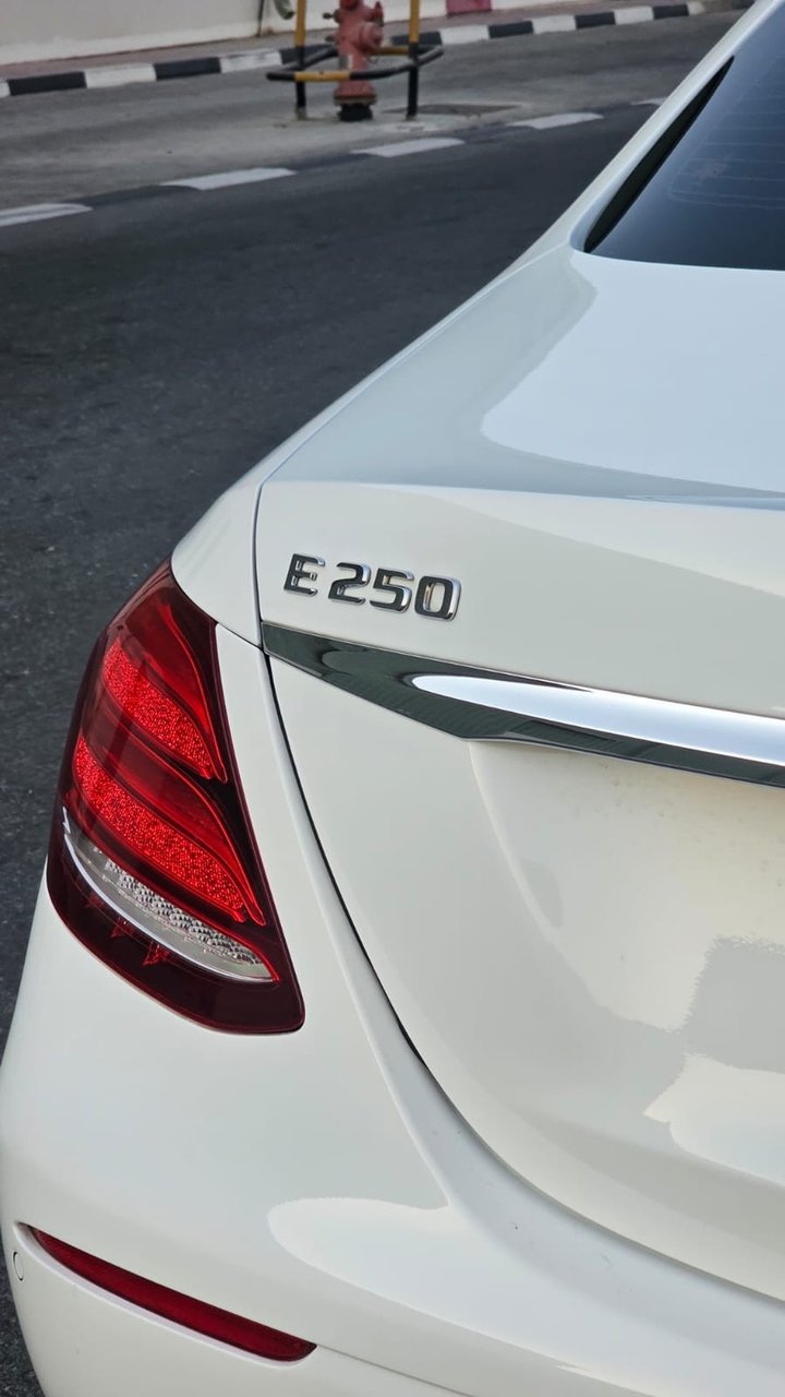 Car Image 2020 MERCEDES E Class 