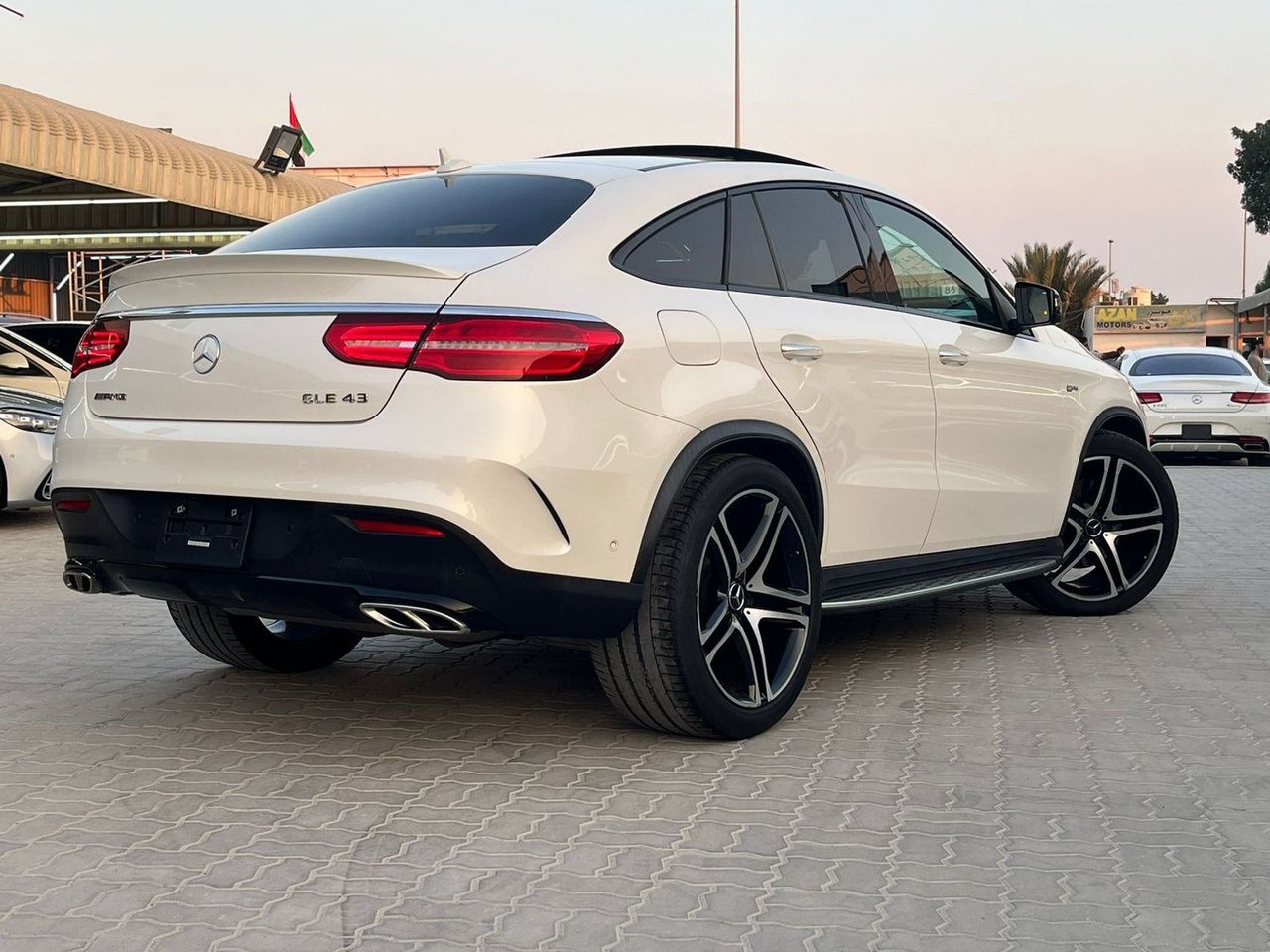 Car Image 2017 MERCEDES GLE CLASS 